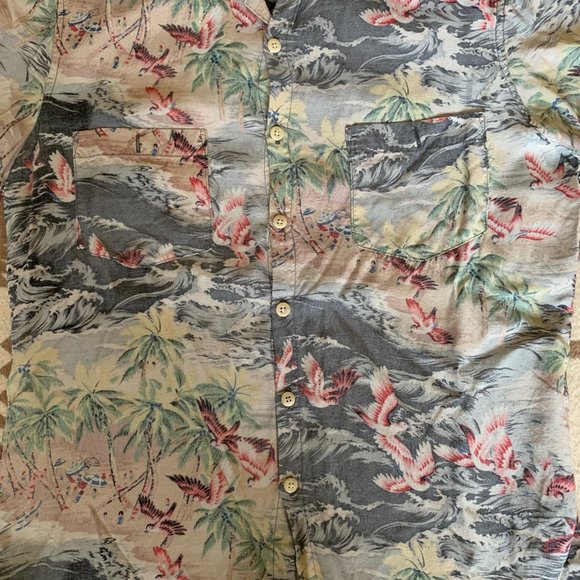 Hawaiian Shirt - Picture 4 of 5